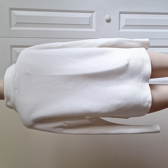 Ivanka Trump White Ribbed Mock Neck Sweater Size L - Picture 4 of 8